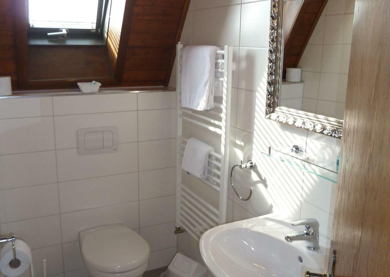 Gasthof Adler Guettingen Guttingen Экстерьер фото